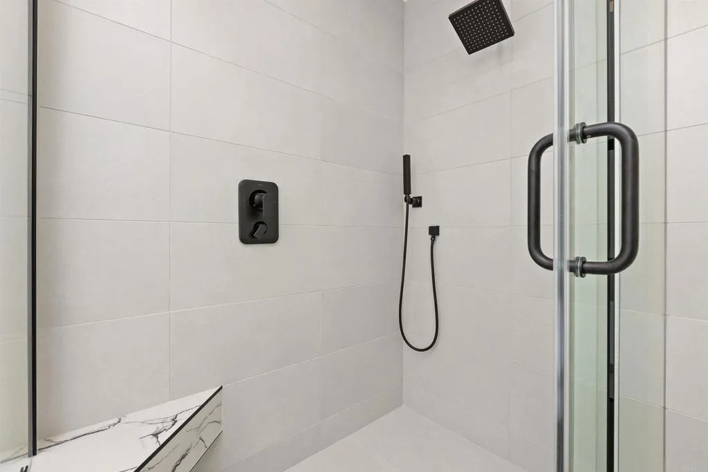 https://cdn.realtyfeed.com/cdn/127/306785335/50555207912798c423bac39d974ef3c7.webp