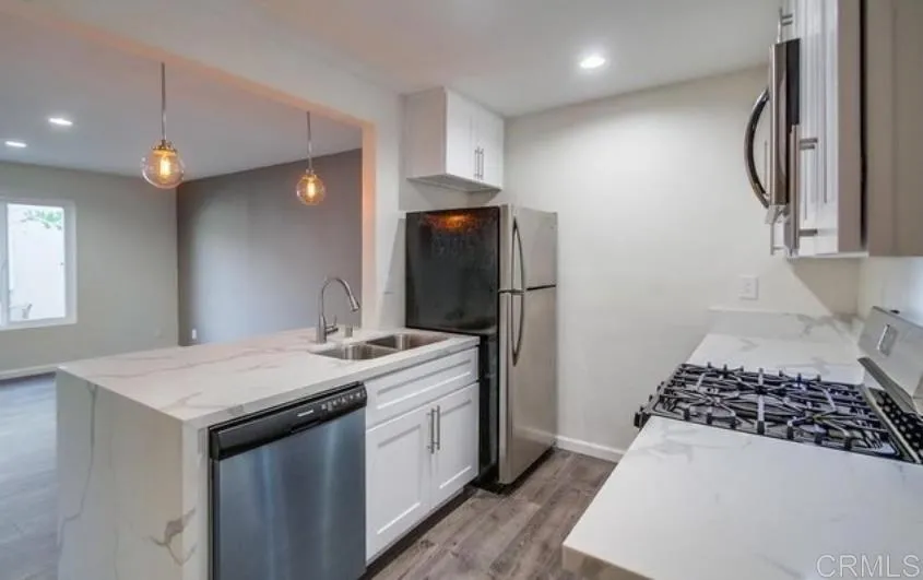 343 Lansing Circle Unit B, Escondido, CA 92025 - Main photo, Escondido, CA