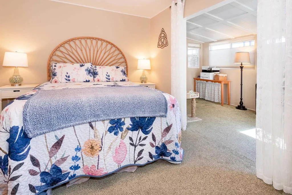 https://cdn.realtyfeed.com/cdn/127/306785390/4133508f5a2bdb996568035ed8877540.webp