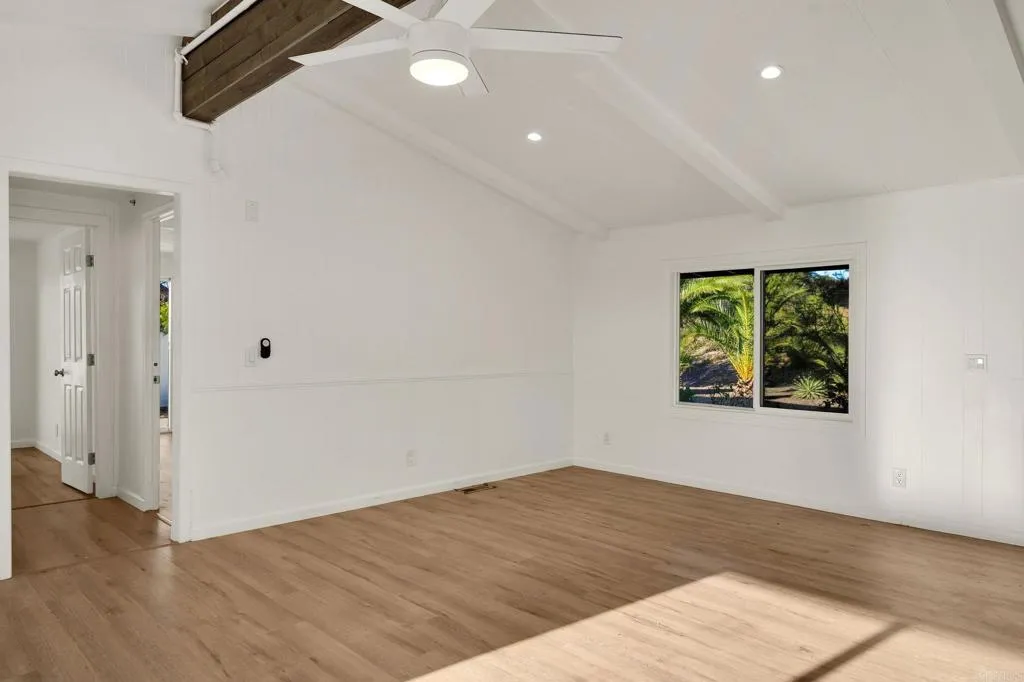 https://cdn.realtyfeed.com/cdn/127/306785408/67d06c6143c45bf3212a9215657fd4fd.webp