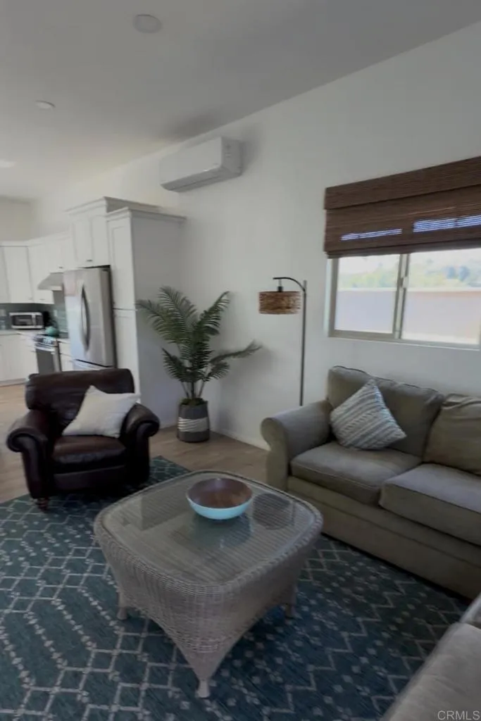 https://cdn.realtyfeed.com/cdn/127/306785408/6dc55791606aebc5b505922847c48c84.webp