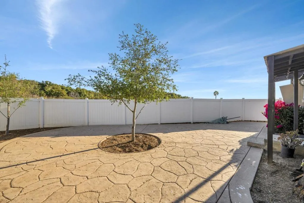 https://cdn.realtyfeed.com/cdn/127/306785408/a2381e6a9e9b269102aac5dbfee646fc.webp