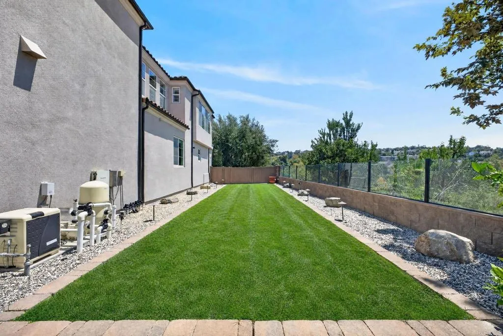 https://cdn.realtyfeed.com/cdn/127/306785415/154b7ea05a7286d2b80cf8526526bab6.webp