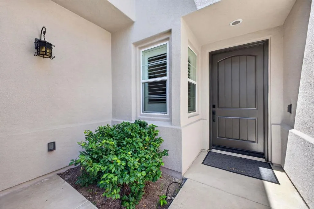 https://cdn.realtyfeed.com/cdn/127/306785415/9388545aa296018016f0cb5bd83f8f4a.webp
