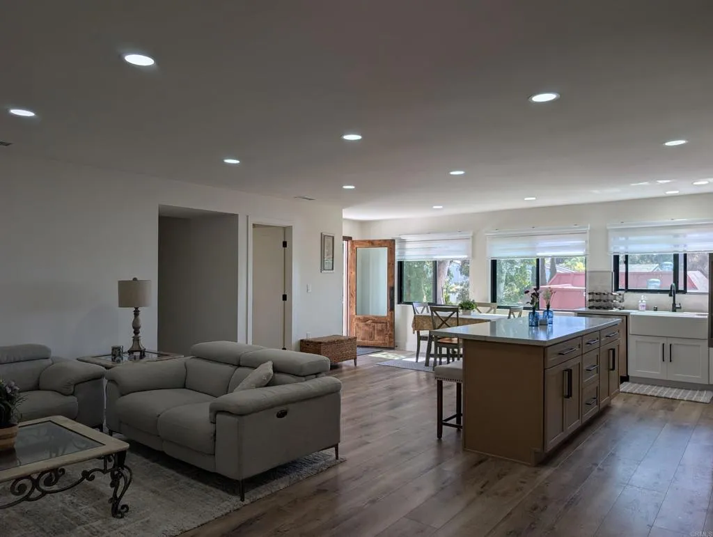 2410 La Costa Ave, Carlsbad, CA 92009 - Photo 4 of 18, Carlsbad, CA