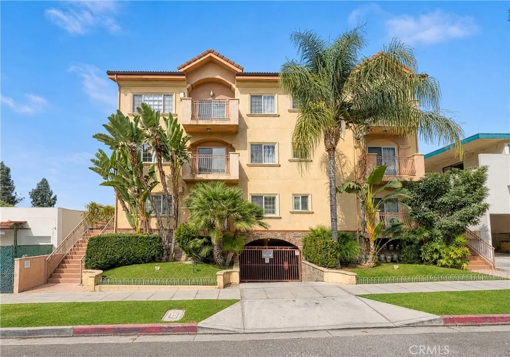 421 E Santa Anita