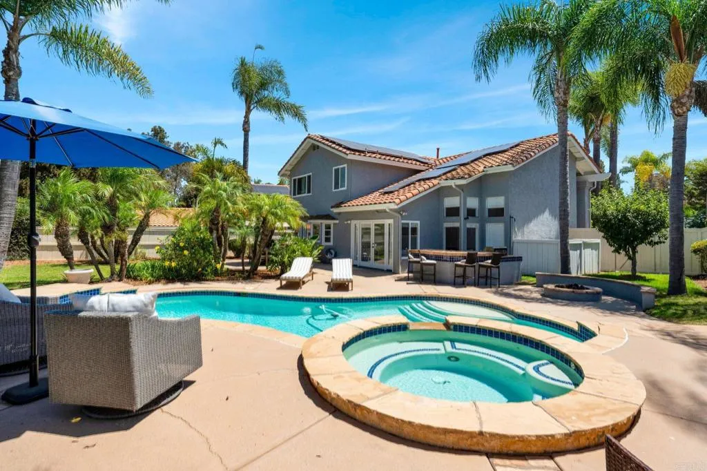 https://cdn.realtyfeed.com/cdn/127/306785547/5061cd60e4cd6bd69fed3a35fffd18fc.webp