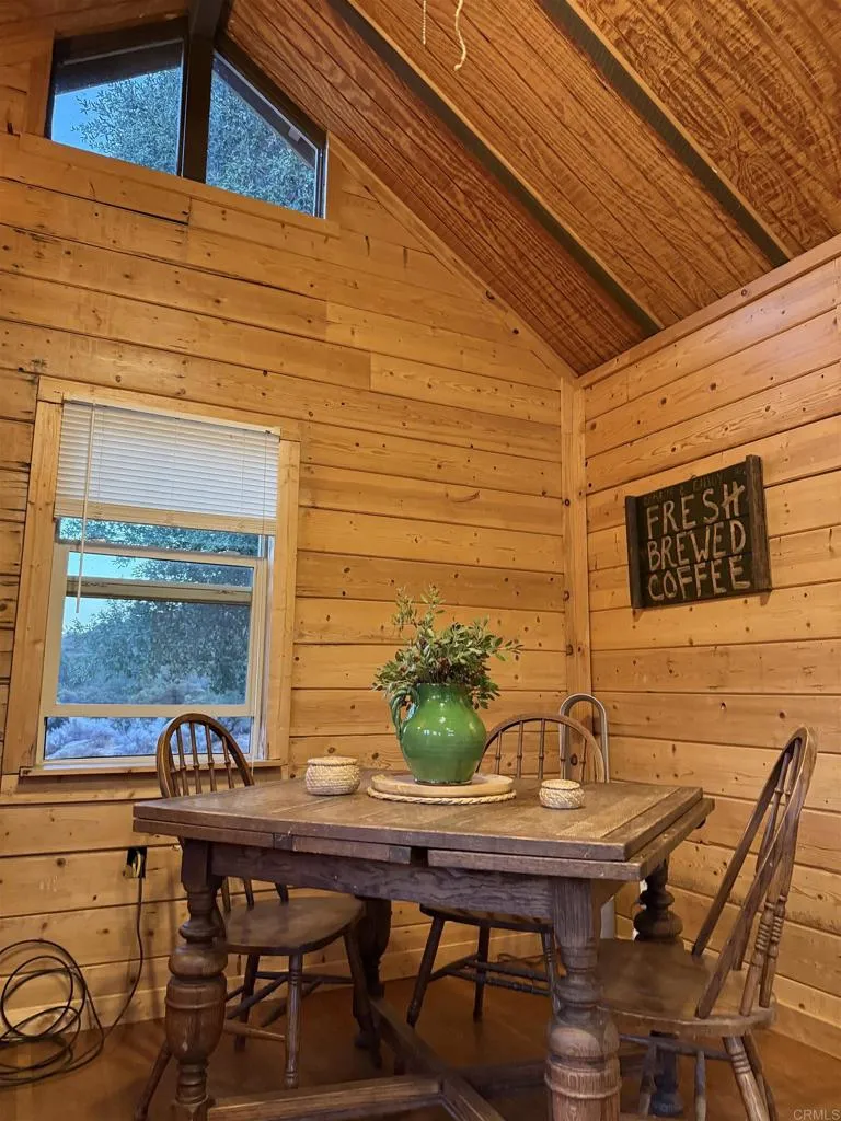 https://cdn.realtyfeed.com/cdn/127/306785550/1edece873fd346711b09933cc9b639ad.webp