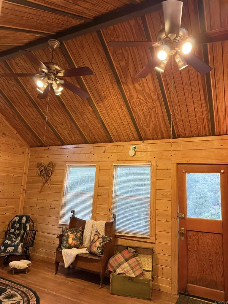 https://cdn.realtyfeed.com/cdn/127/306785550/a9ece6a25a732b58b71339bc49c0e8f7.webp