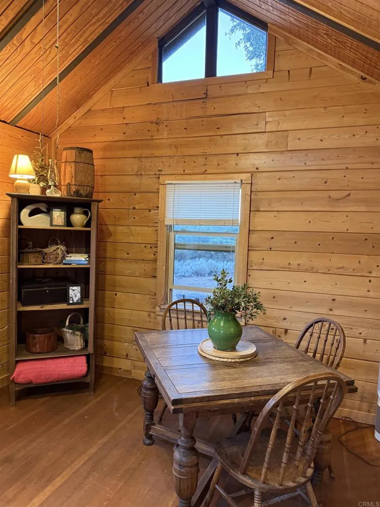 https://cdn.realtyfeed.com/cdn/127/306785550/db21a64c4946aadb8a642bef51b177b4.webp