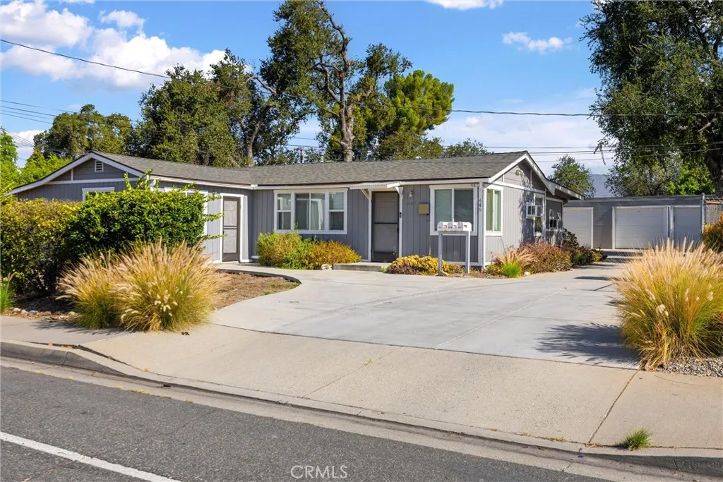 449 Arrow Highway