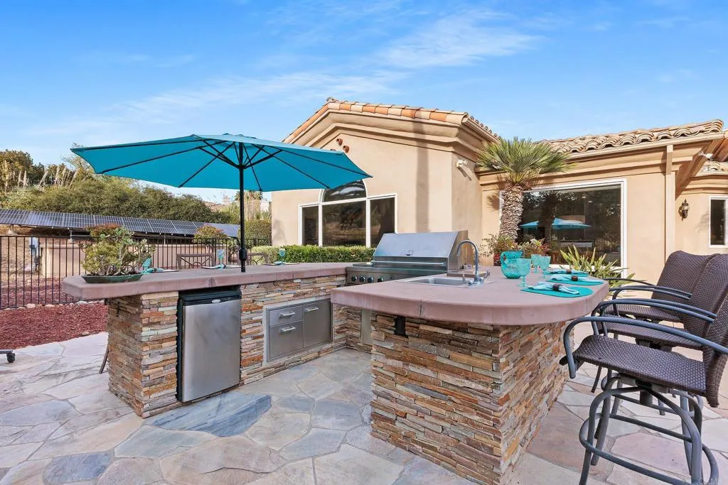 https://cdn.realtyfeed.com/cdn/127/306785567/3aa2de1e81e049470323f37b82eaa04e.webp