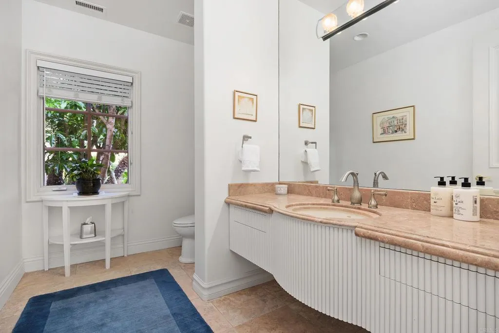 https://cdn.realtyfeed.com/cdn/127/306785567/d56bcd6602ea7fab6cd43340d884beee.webp