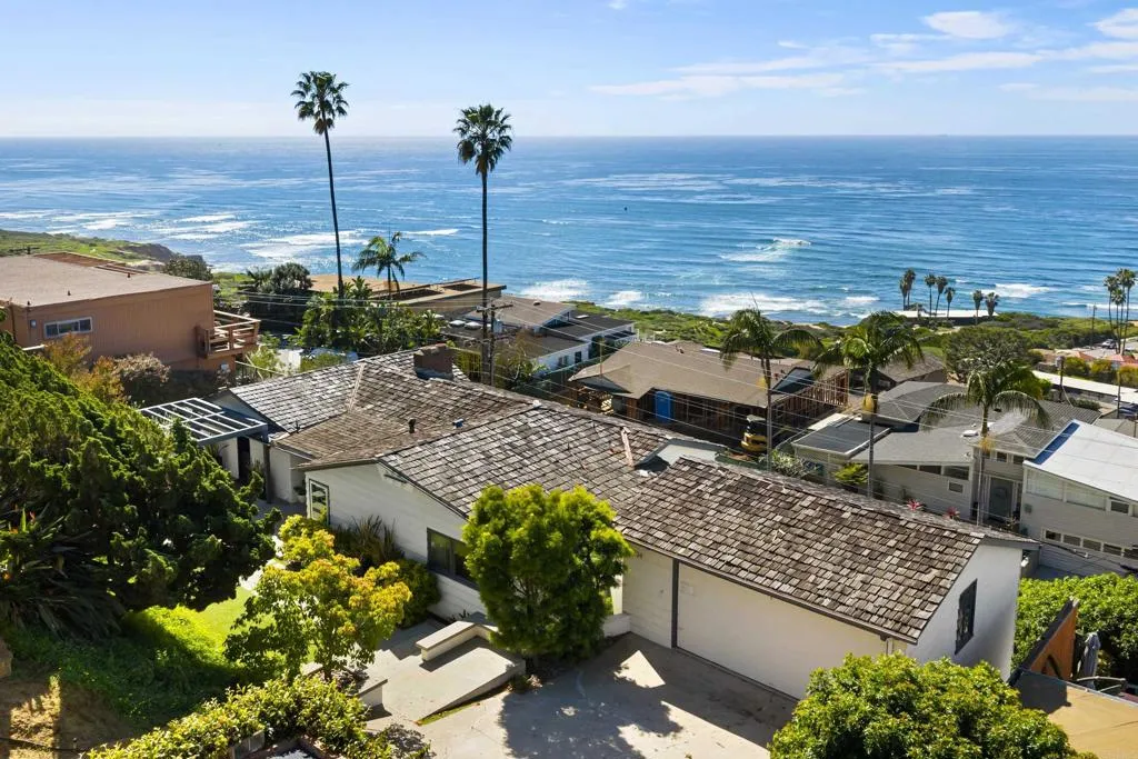 https://cdn.realtyfeed.com/cdn/127/306785572/12a379562ba24d5a4ba6248d52afce4f.webp