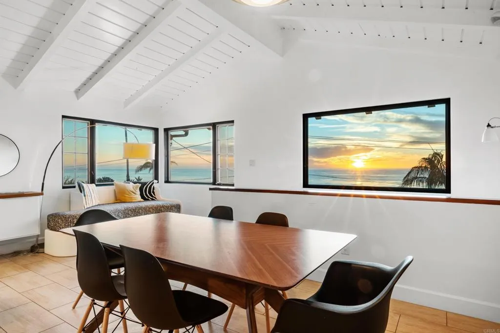 https://cdn.realtyfeed.com/cdn/127/306785572/2791c5c21c74e70852e1ef4673c582c2.webp