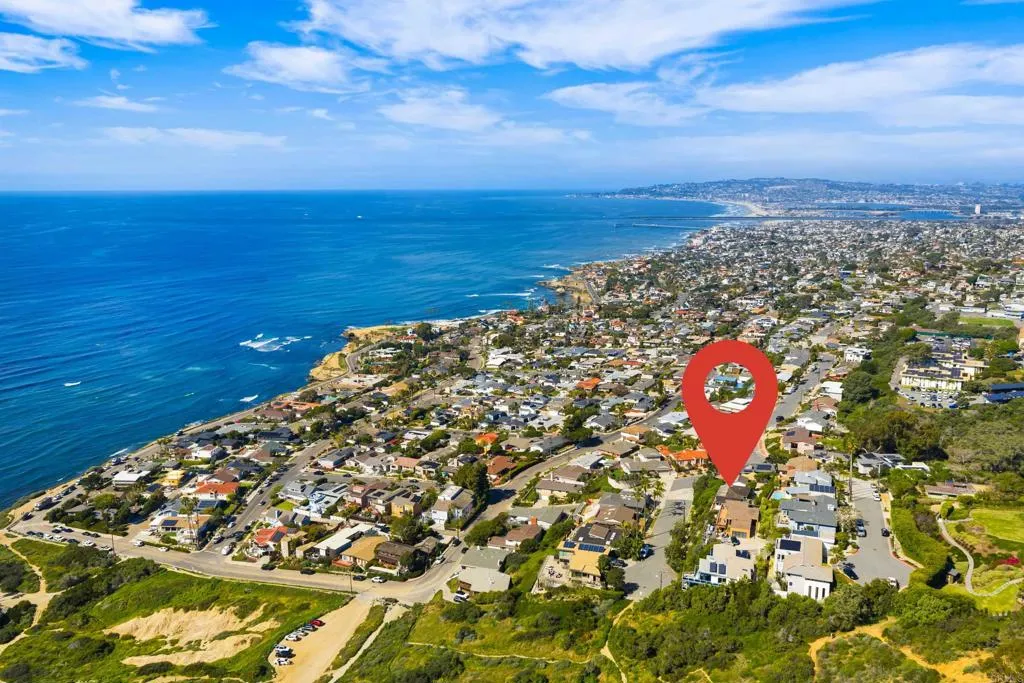 https://cdn.realtyfeed.com/cdn/127/306785572/36e8f777381aa42b4a46b11f5538ab57.webp