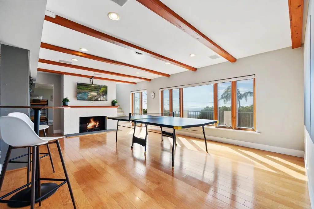 https://cdn.realtyfeed.com/cdn/127/306785572/b0ab545f109e3cf5fc203ba0bd6204b8.webp