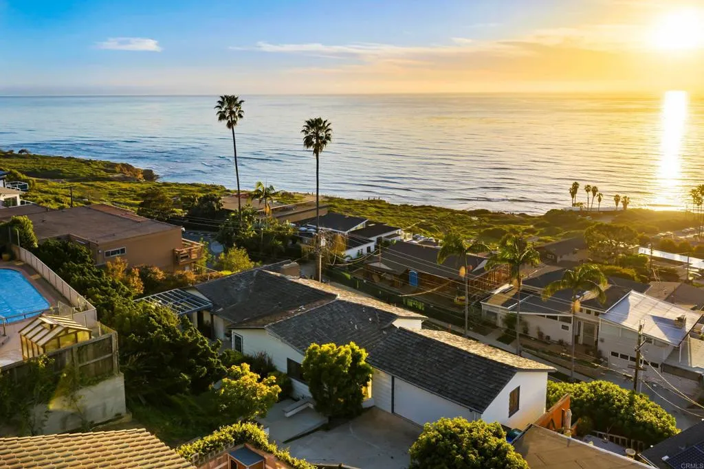 https://cdn.realtyfeed.com/cdn/127/306785572/bb23e8277467cfe9674d0abc50829290.webp