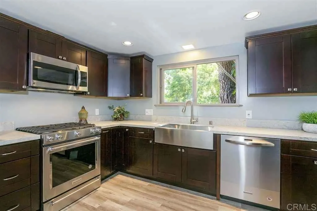 Photo #11: PTP2605938 Listing: Photo #11