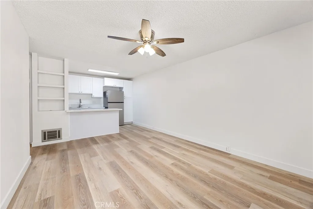 Photo #3: SW26169450 Listing: Photo #3