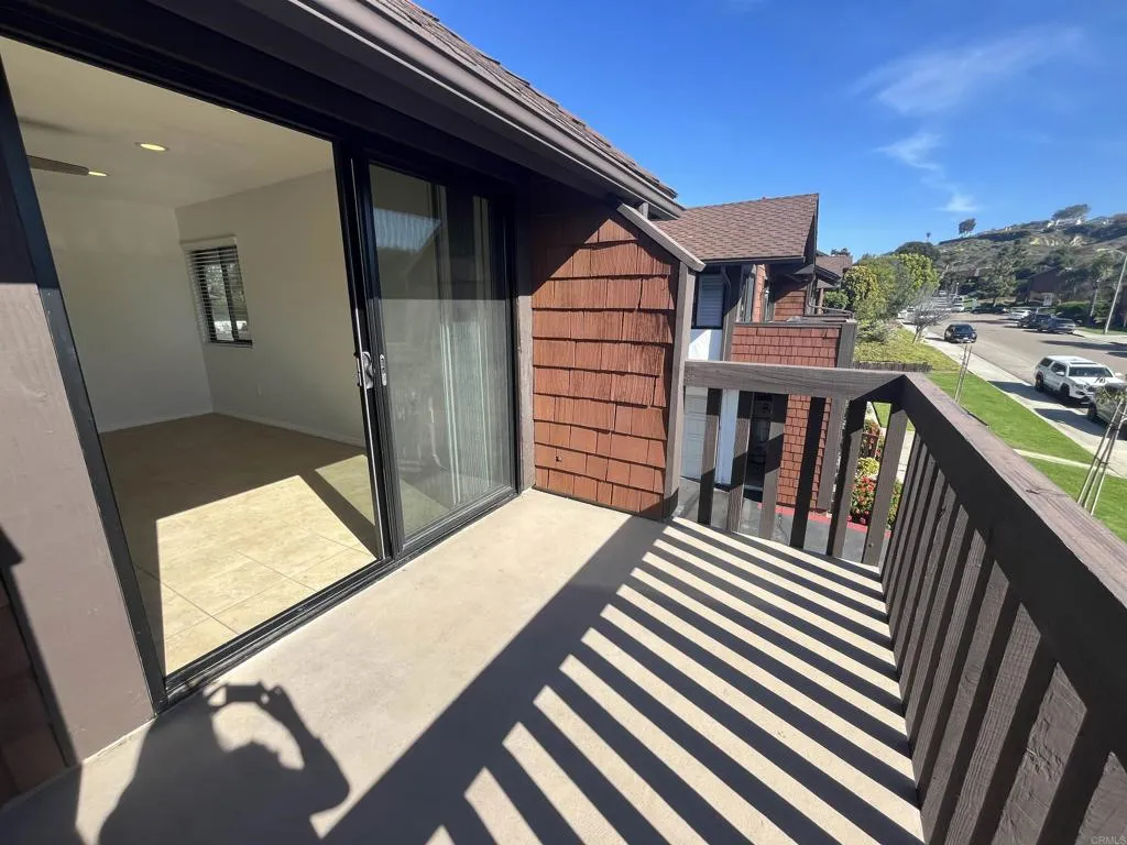 https://cdn.realtyfeed.com/cdn/127/306785605/33c2814d2e7724535e2e6d3548ee75f5.webp