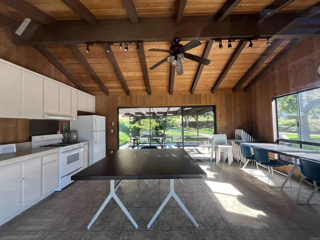 https://cdn.realtyfeed.com/cdn/127/306785605/ae063caaf5a9a90a204ce44be2f14224.webp