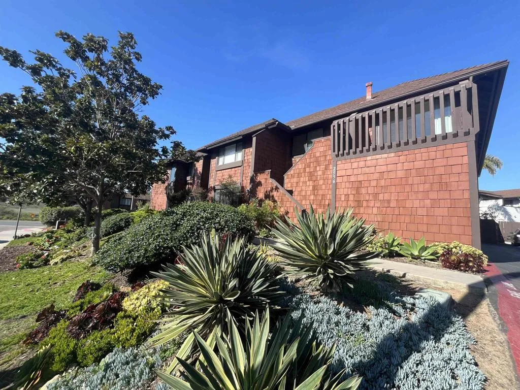 https://cdn.realtyfeed.com/cdn/127/306785605/f8f6a4c014f1df5901b5aae498c83105.webp