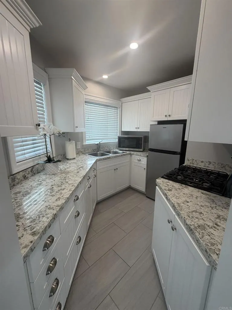 856 Olive, Coronado, CA 92118 - Main photo, Coronado, CA
