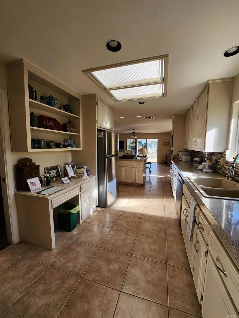 https://cdn.realtyfeed.com/cdn/127/306785666/54b20d6f889e11af8651ba9bce67d817.webp