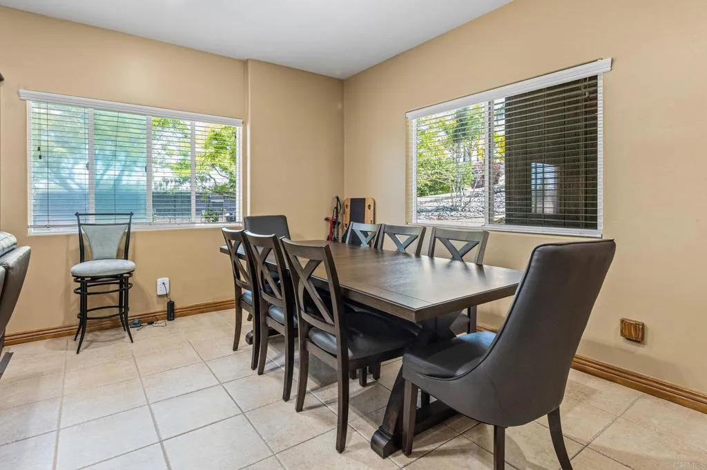 https://cdn.realtyfeed.com/cdn/127/306785695/7190953011a554374d8bd432dec73240.webp