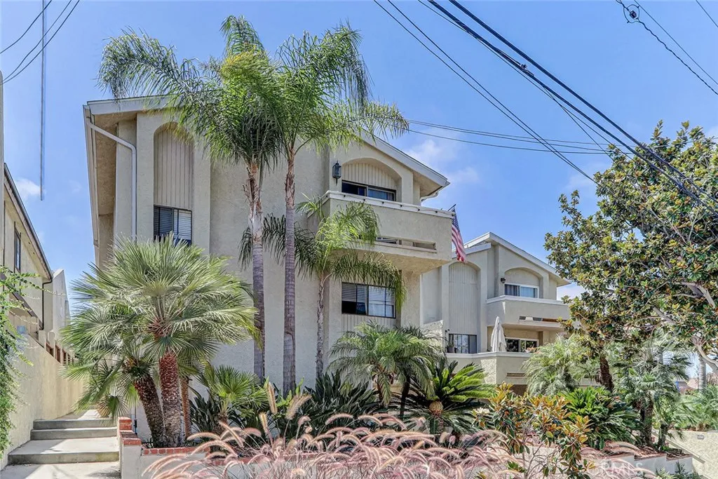 Redondo Beach, CA 90277