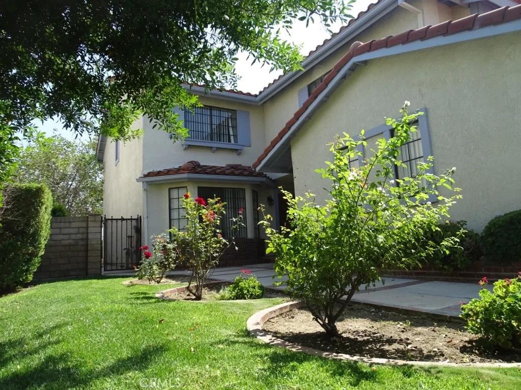 Northridge, CA 91326