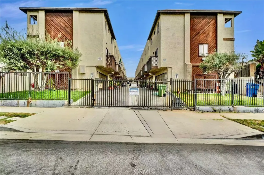 1121 252nd Street 5