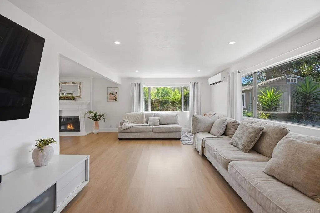 5625 Lake Vista Drive, Bonsall, CA 92003 - Photo 4 of 40, Bonsall, CA
