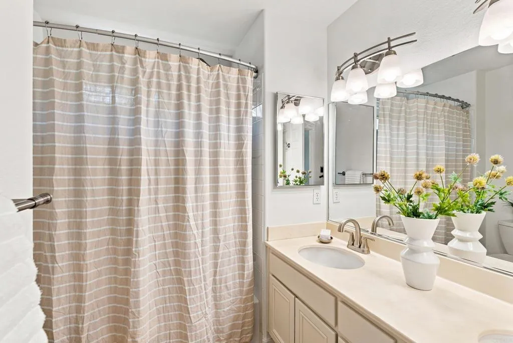https://cdn.realtyfeed.com/cdn/127/306785840/65e77f9782efd070dee5c720cbdf525f.webp