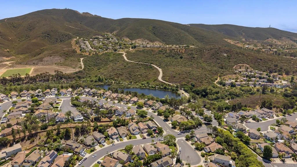 https://cdn.realtyfeed.com/cdn/127/306785840/7cbb4b2d333208b61aa80b5035700984.webp