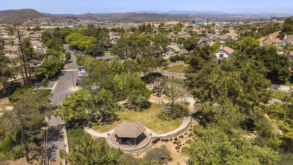 https://cdn.realtyfeed.com/cdn/127/306785840/853224d6b0f4894ab2282ca733cf1698.webp