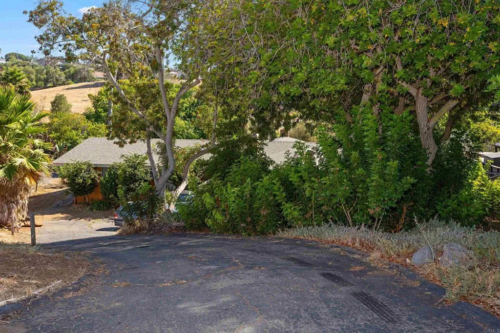 609 Roca Place, Vista, CA 92084 - Photo 3 of 43, Vista, CA