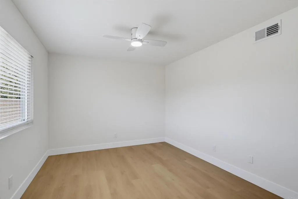 Photo #11: PTP2605952 Listing: Photo #11