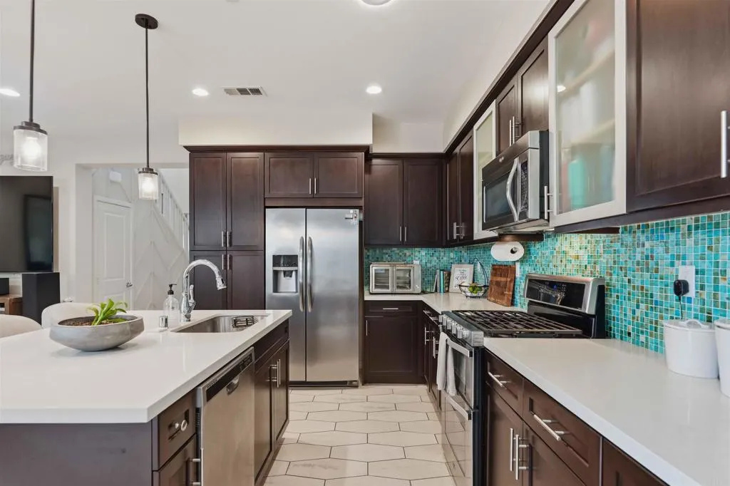 Photo #17: PTP2605953 Listing: Photo #17