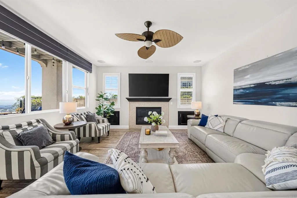 https://cdn.realtyfeed.com/cdn/127/306785943/076d77ae730312888e89830447d35237.webp