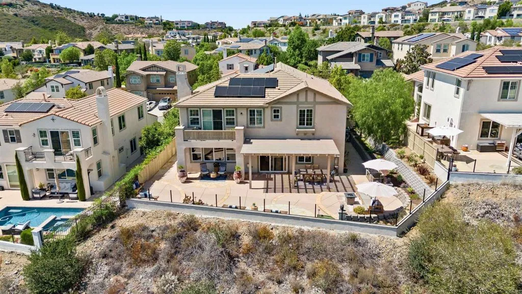 https://cdn.realtyfeed.com/cdn/127/306785943/a896b9d3296634eb39fae48969b25a86.webp