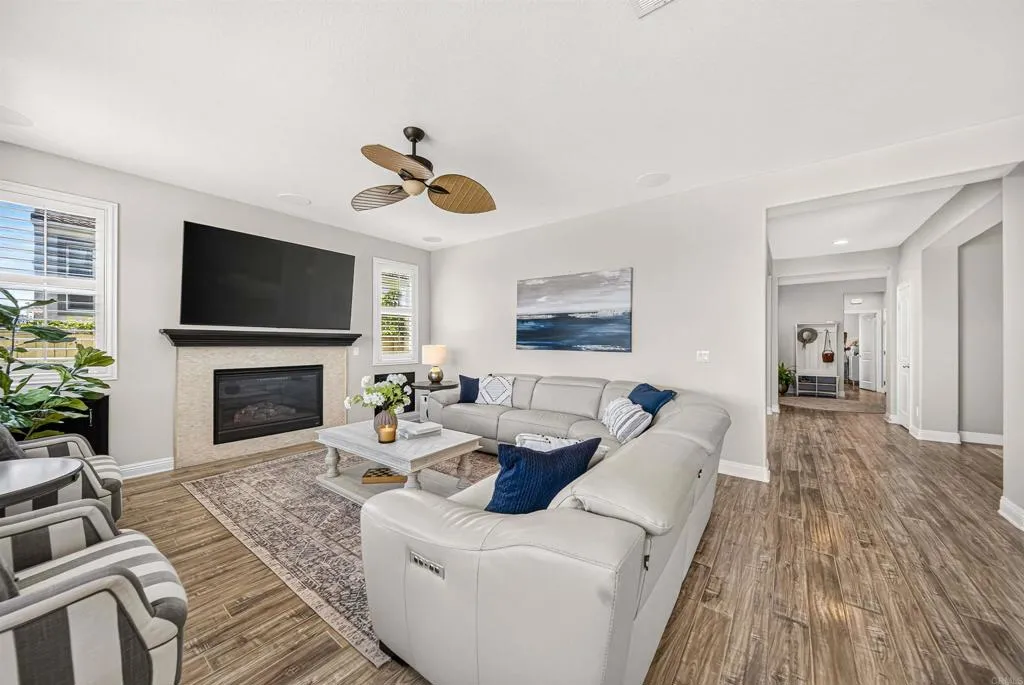 https://cdn.realtyfeed.com/cdn/127/306785943/b76909be8a7436dd69862b9ac3fa265e.webp