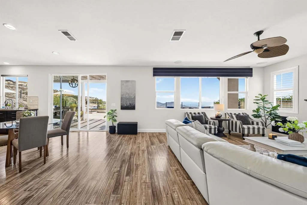 https://cdn.realtyfeed.com/cdn/127/306785943/cfd39d5d05f760104e49ea2bbc3289fd.webp