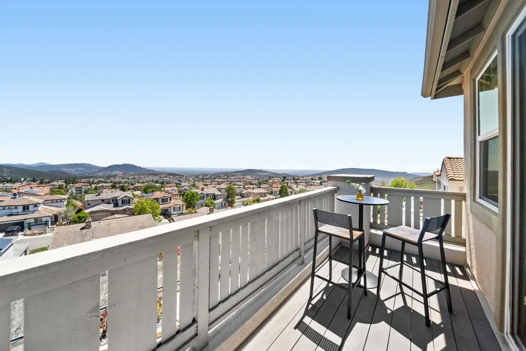 https://cdn.realtyfeed.com/cdn/127/306785943/e315b4bbe67cabb3131c5289a5021a55.webp