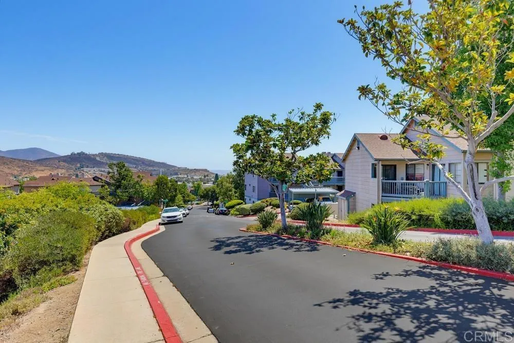 https://cdn.realtyfeed.com/cdn/127/306785947/2ed65588b9f2f74349f33af5b7944c62.webp
