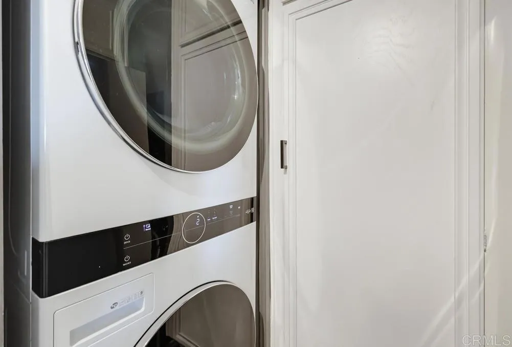 https://cdn.realtyfeed.com/cdn/127/306785947/4d92c24120ff9138ef4584e611f543a8.webp
