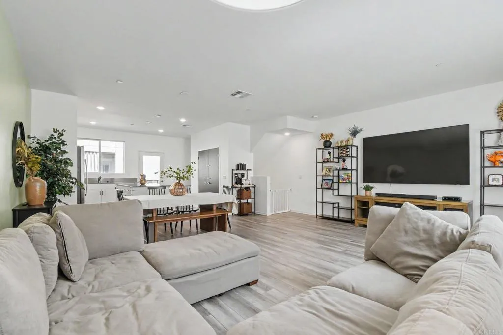 Photo #10: PTP2605956 Listing: Photo #10