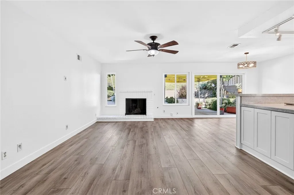 Photo #12: IG26168964 Listing: Photo #12