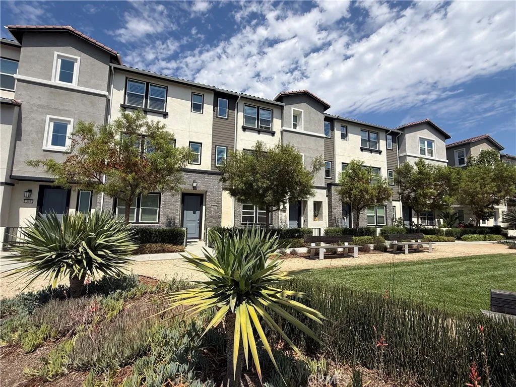 Lake Forest, CA 92630